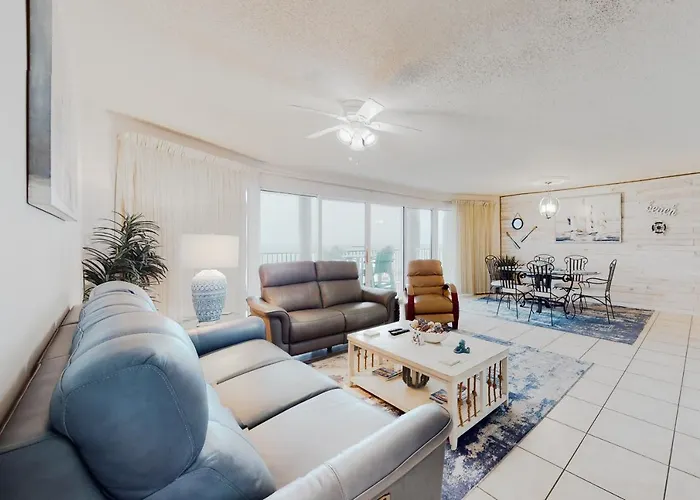 Long Beach Resort #T2-304